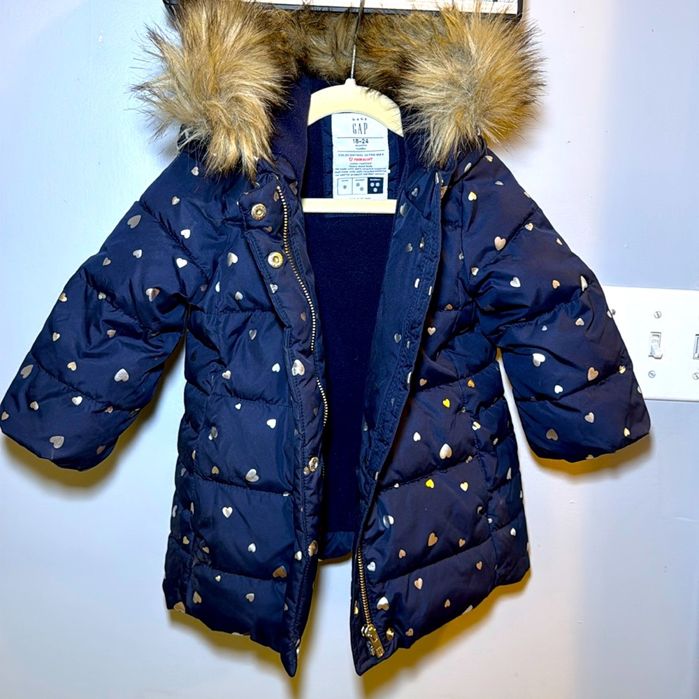 baby Gap puffer water resistant coat 🧥 
Like new 🚨